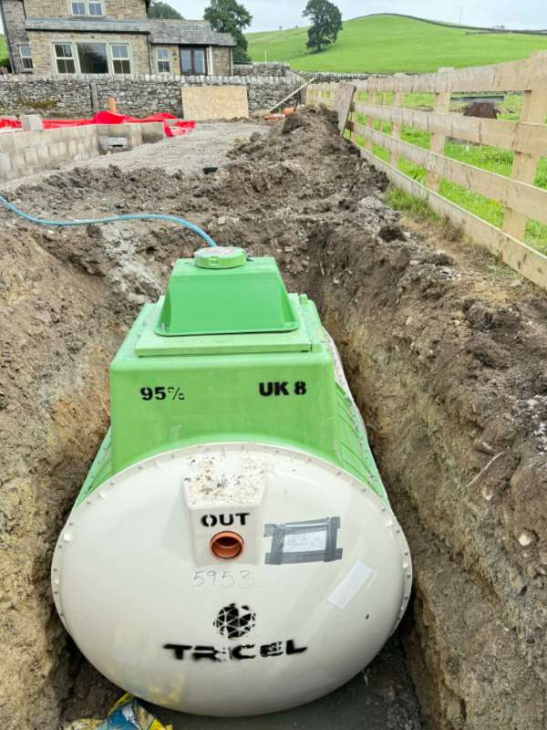 Tricel Novo UK8 Installation on going in Cumbria